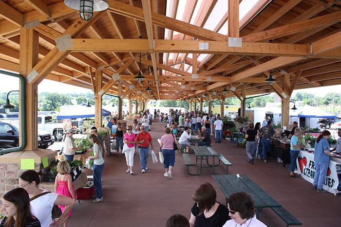 Farmers Market at Falls Park